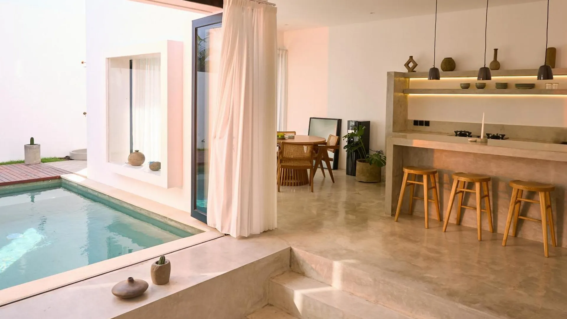 Villa Domus 2 By Balisuperhost Uluwatu  Indonesia