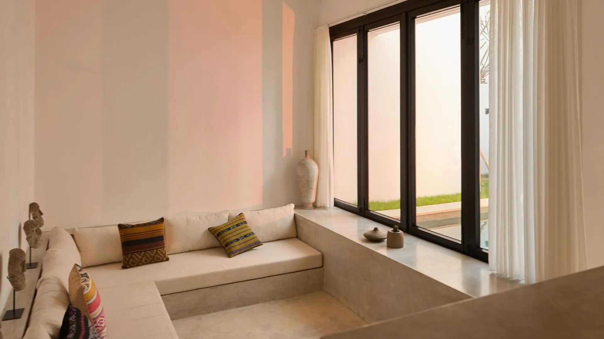 Villa Domus 2 By Balisuperhost Uluwatu  Uluwatu (Bali)